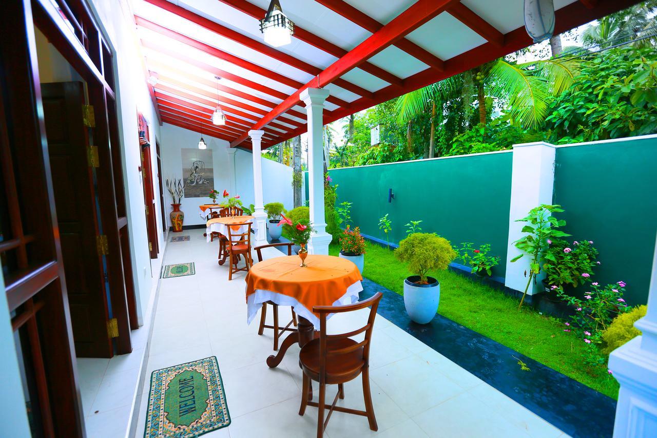 Hotel Ceylonika Rest Bentota Esterno foto